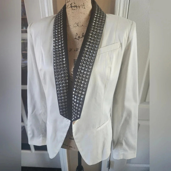 Sz 8 Jessica Simpson Cream Blazer & Black Lapel Studs - Picture 2 of 9